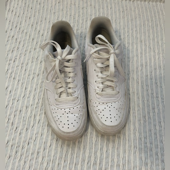 WOMANS NIKE COURT VISION LO NN - Picture 4 of 10